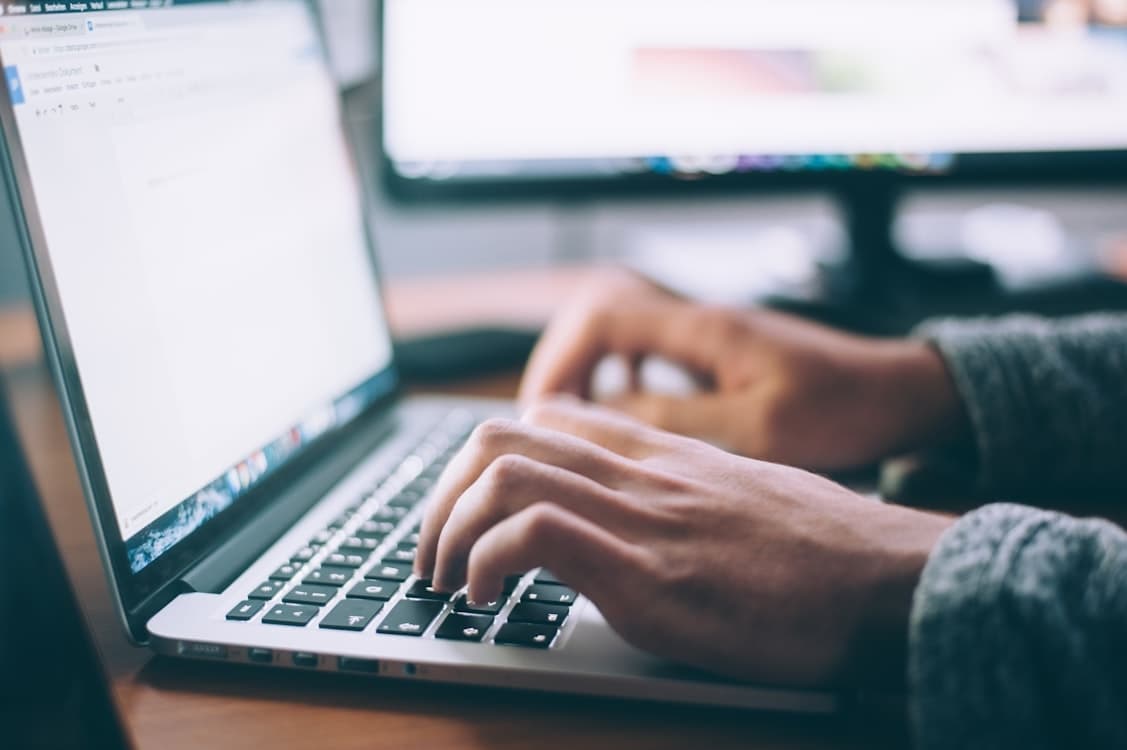 How Embedded AI Agents Are Changing SaaS Apps